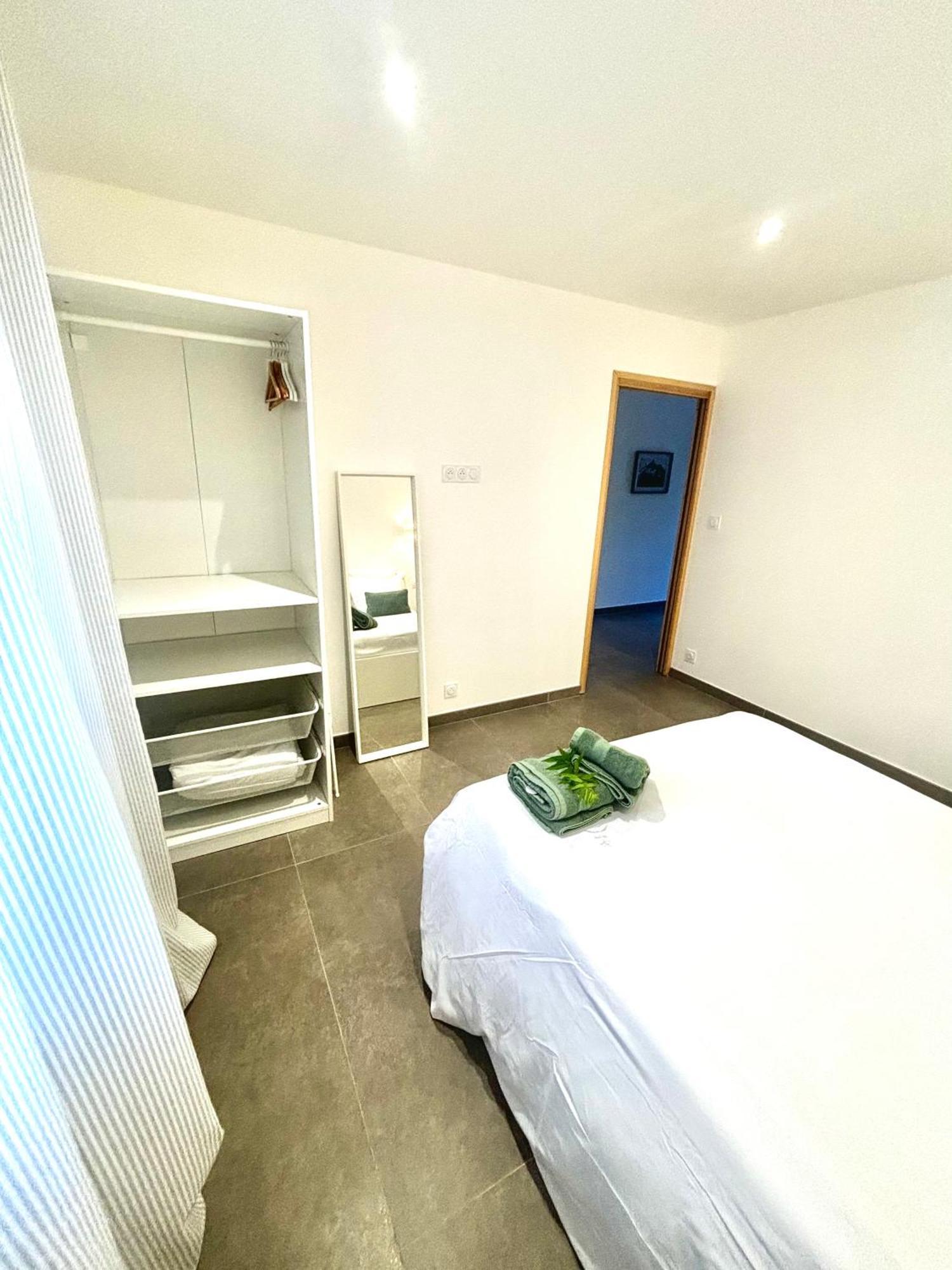 Les Oliviers Apartment อาร์ลส์ ภายนอก รูปภาพ